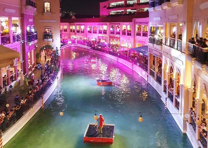 Elegant Condo Beside Venice Grand Canal #Vlra23J